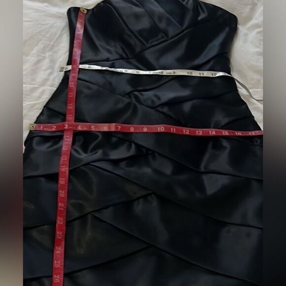Jessica McClintock Black Dress Size 6 Strapless Satin Mini Slimming Tiered Layer - Picture 10 of 11